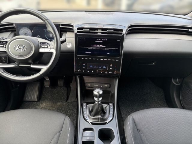 Fahrzeugabbildung Hyundai Tucson 1.6 Blackline 2WD +KLIMA+NAVI+PDC+SHZ+UVM