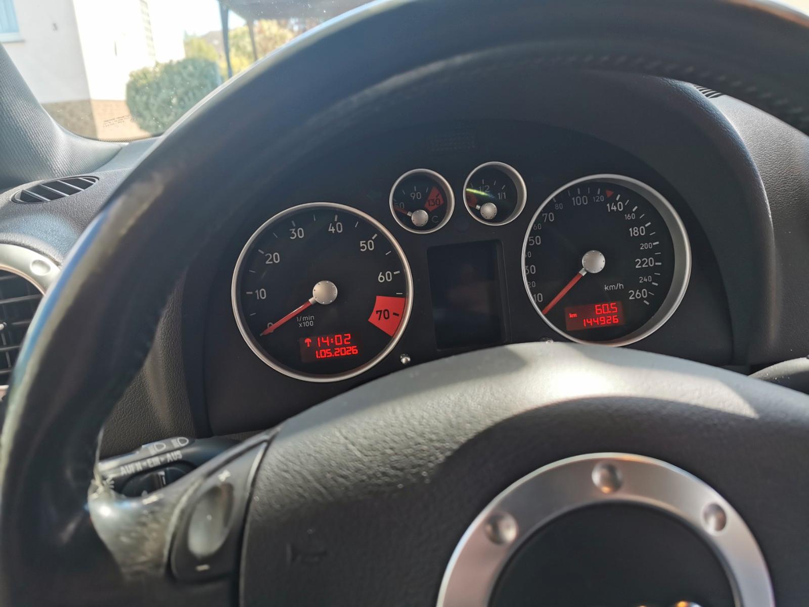 Audi TT Coupe 1.8T 132 kW tiptronic -Autogas