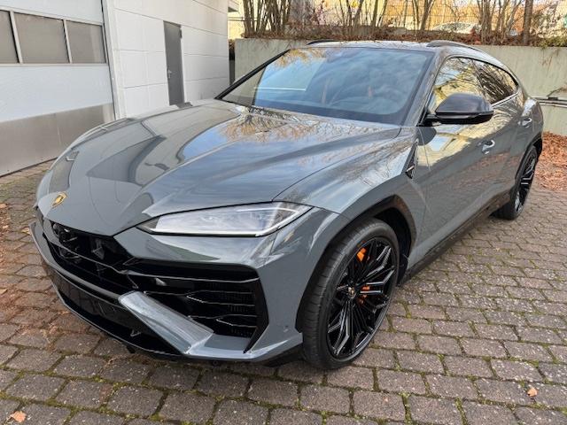 Lamborghini URUS SE 2026 FULL LOADED
