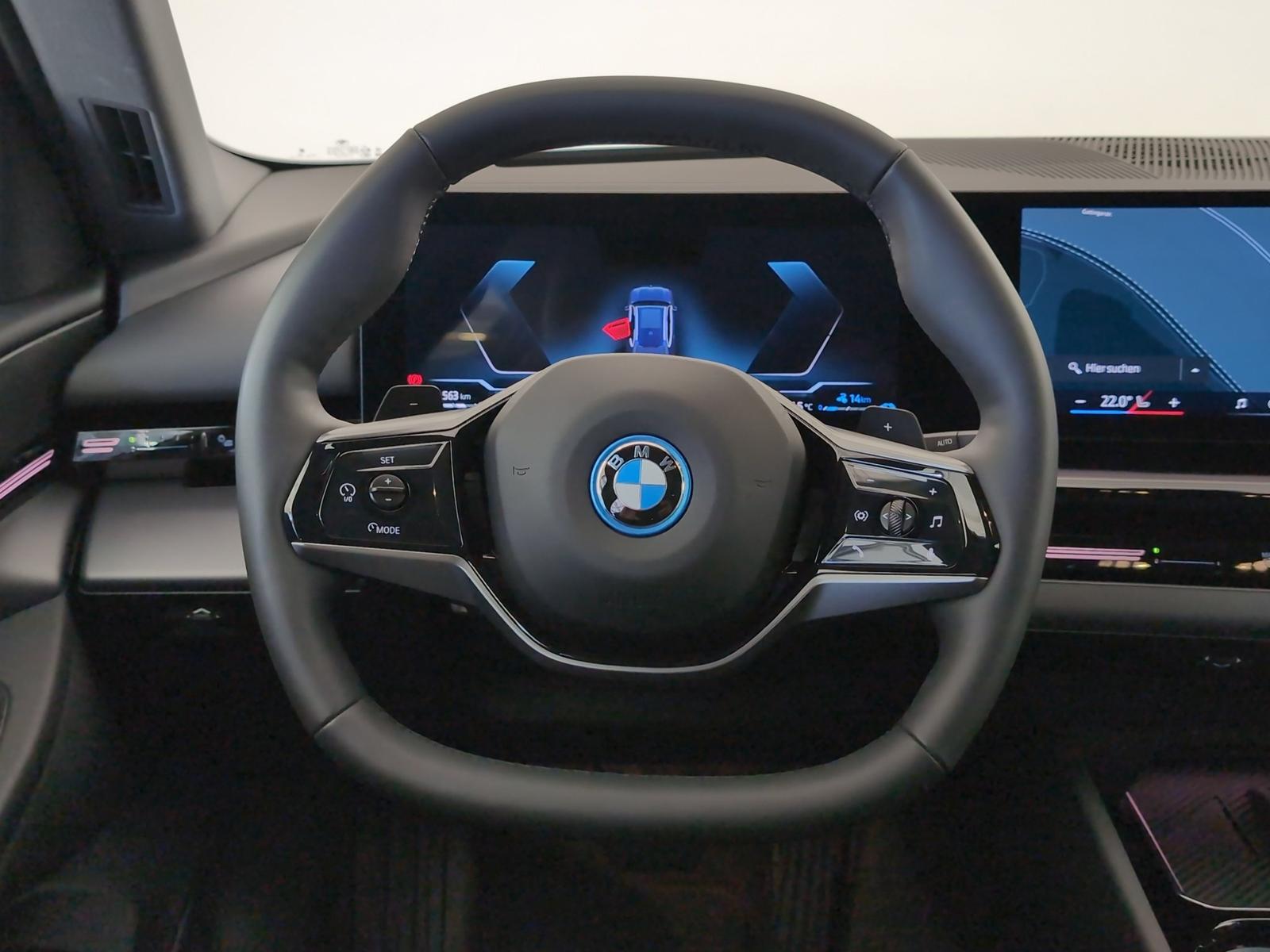 BMW 530e xDrive Touring Navi/LED/HiFi/PaAs+/Memory N