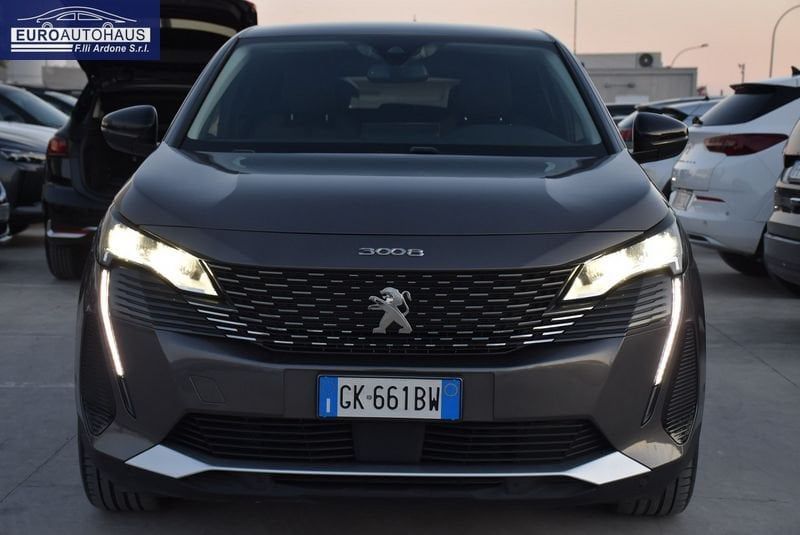 Peugeot 3008 BlueHDI 130 EAT8 S&S Allure imagem 2