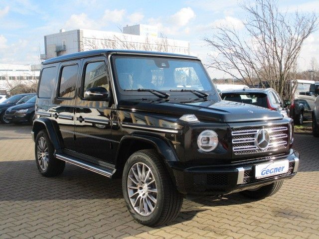 Vorderansicht von MERCEDES-BENZ