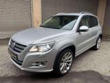 Volkswagen Tiguan Sport   Style 4Motion*Ahk*Bi-Xenon*RLine* - Volkswagen Tiguan: Rline
