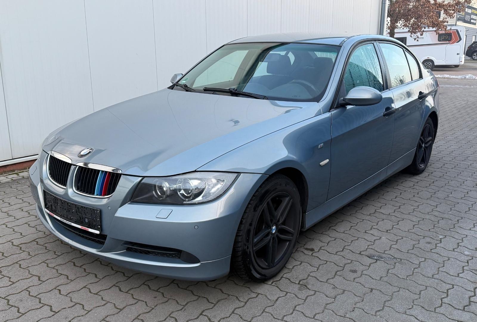 BMW 320i