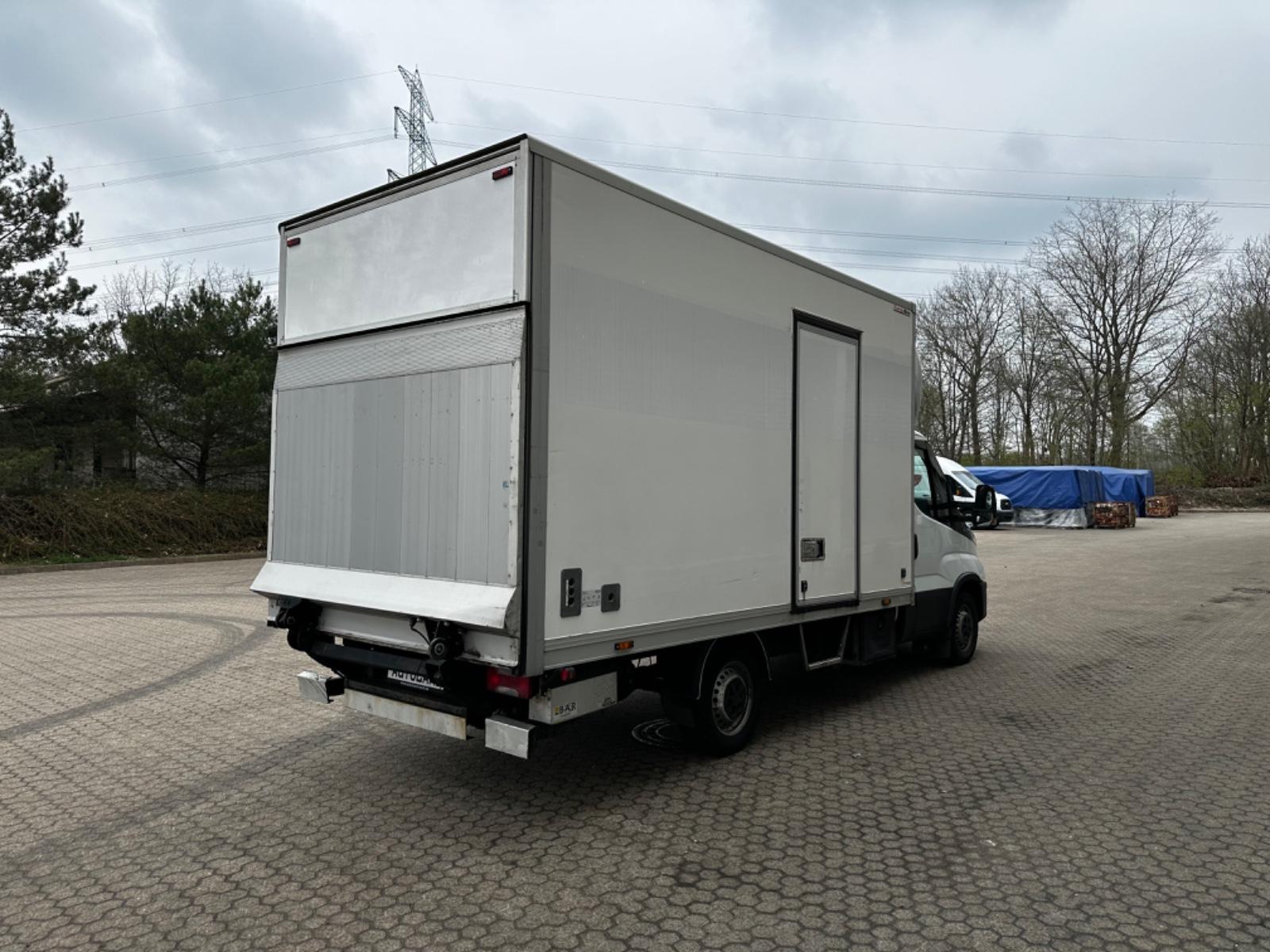 Iveco Daily 35S14 2.3D*Koffer*el.hydr.Ladebordwand*