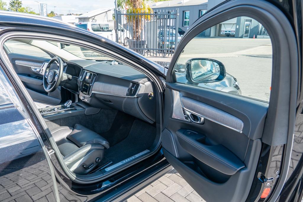 Volvo V90 Cross Country