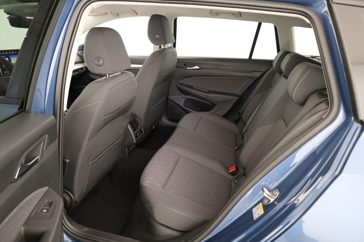 Volkswagen Golf VIII Variant 1.5 eTSI DSG Life, easyOpen, K, миниатюра 12