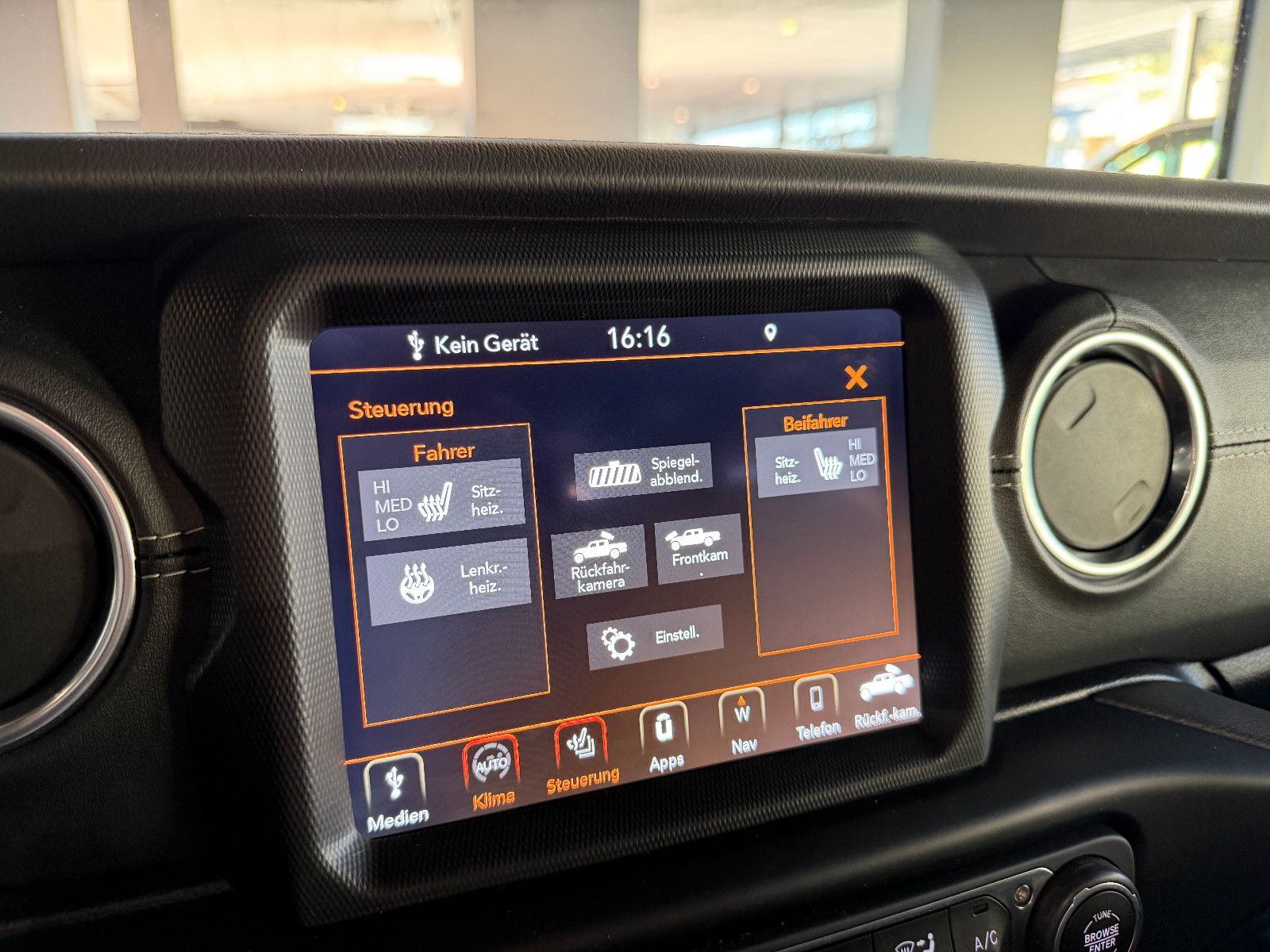 Fahrzeugabbildung Jeep Gladiator Launch Edition 4WD/KAMERA/LEDER/LED/EX