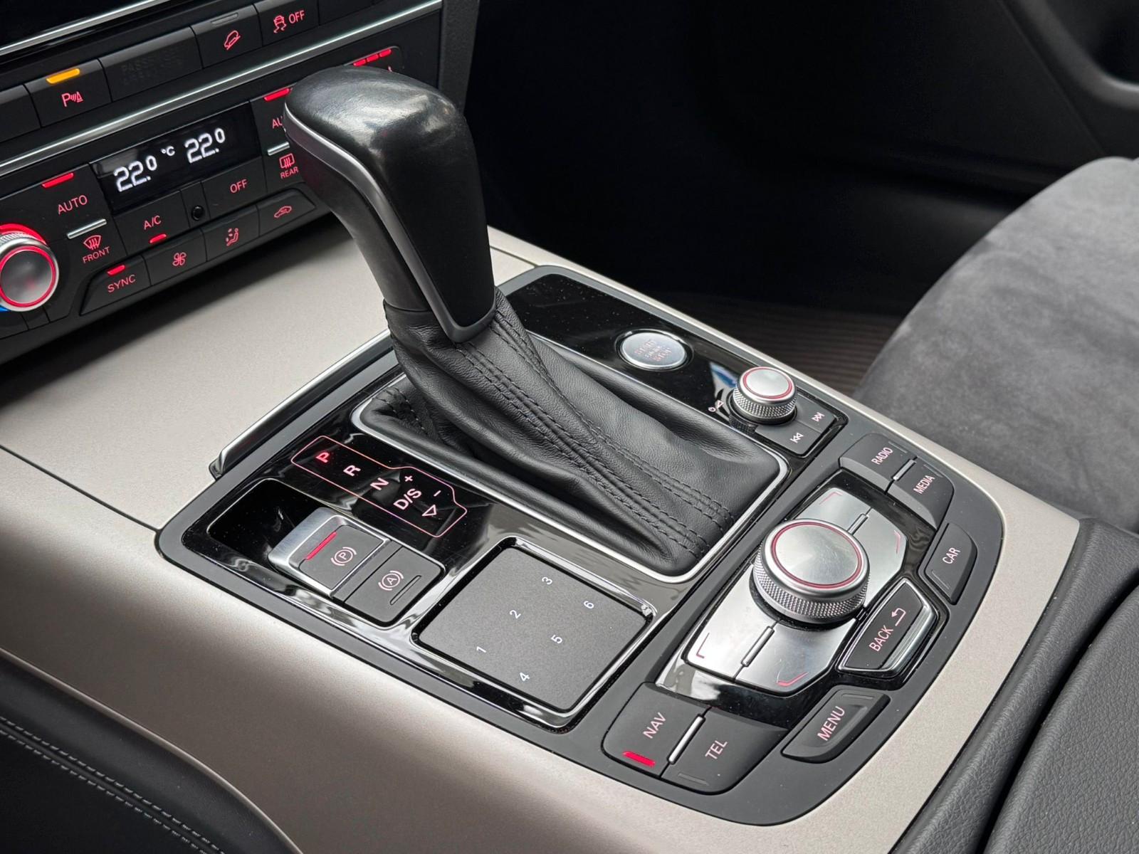 Audi A6 Allroad 3.0 TDI 218 ch quattro • Cuir Alcantara - Bose • Attelage • Chauffage auxiliaire
