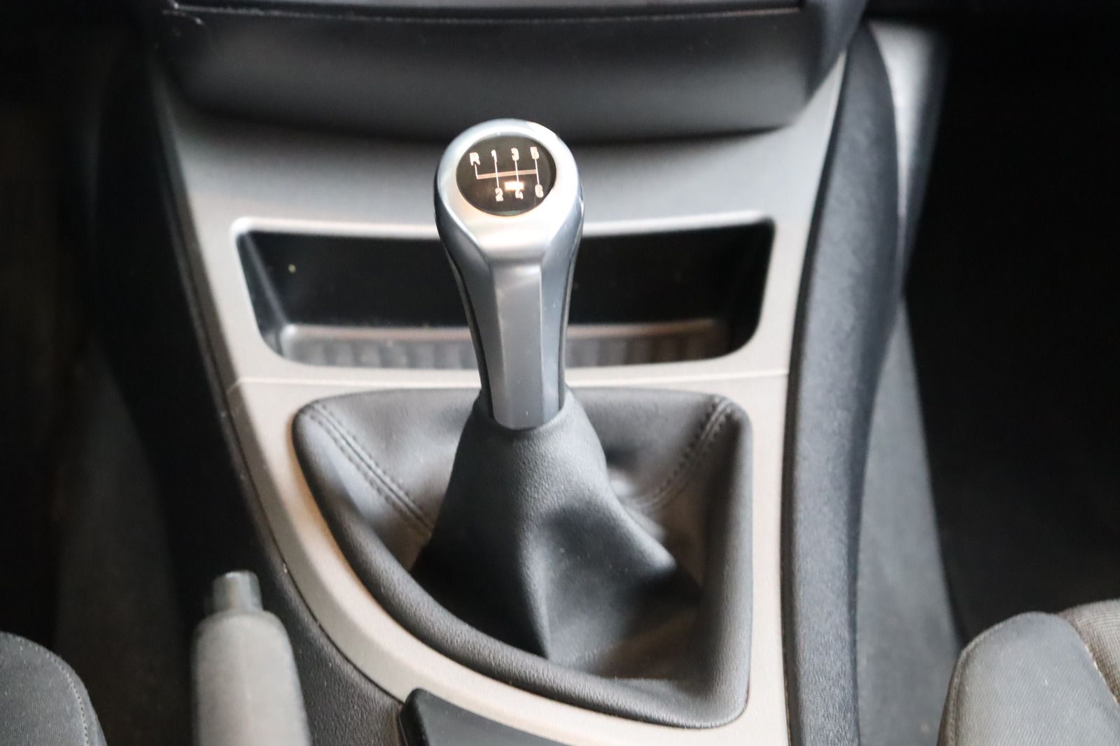 Fahrzeugabbildung BMW 118 d * Navi * Schiebedach