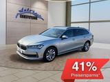 Skoda Superb Combi 2,0TDI DSG Navi/DCC/ACC/Kamera/Sitz