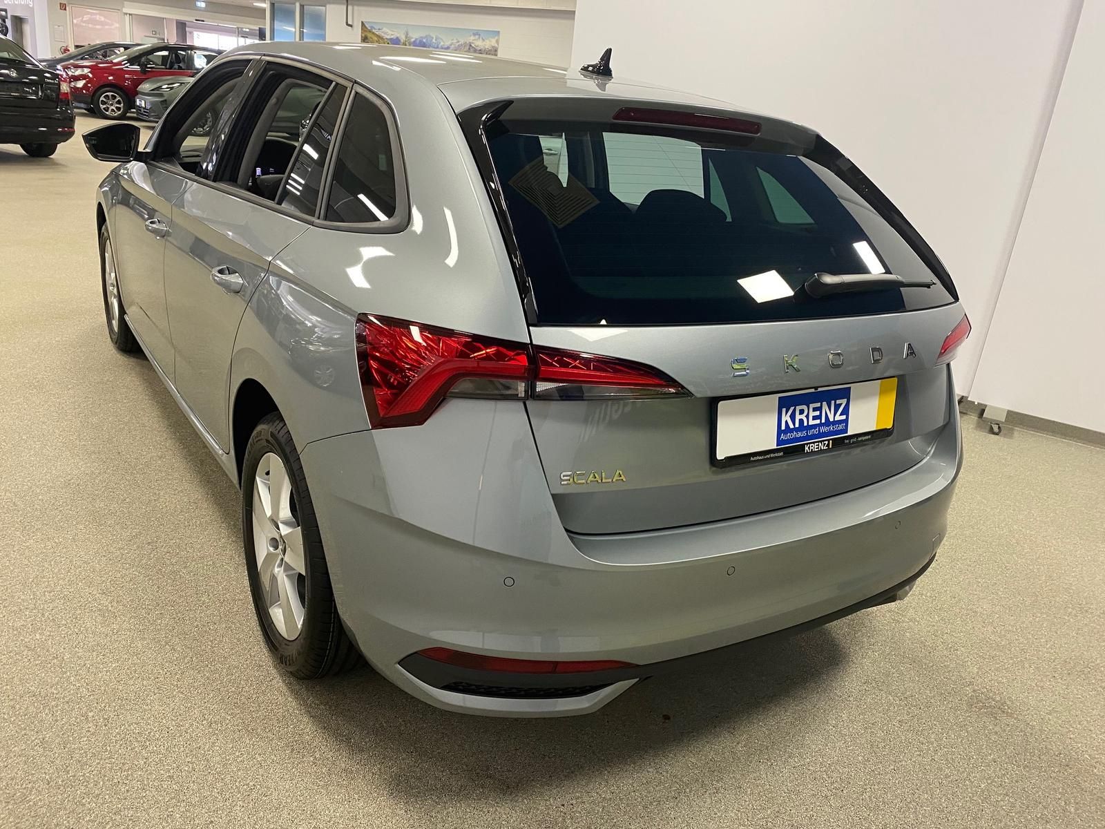 Fahrzeugabbildung SKODA Scala 1.0 TSI Selection APP+KLIMA+RFK+SITZHEIZ++
