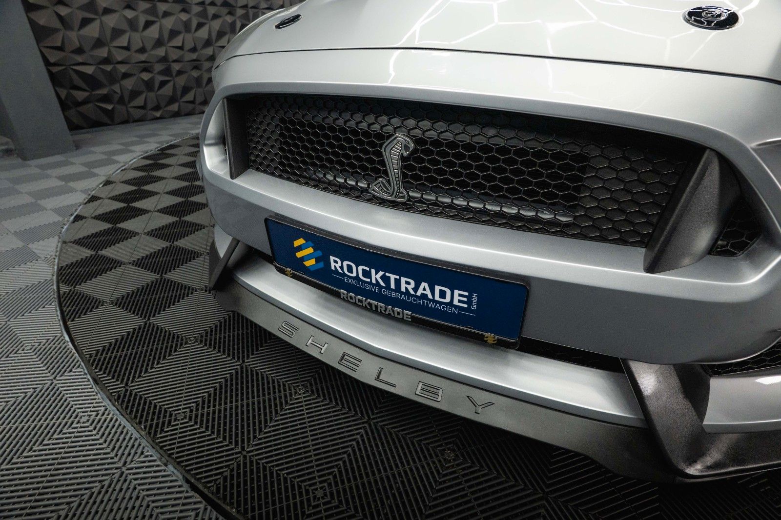 Fahrzeugabbildung Ford Mustang Shelby GT 500 5.0 V8 Performance *LED*