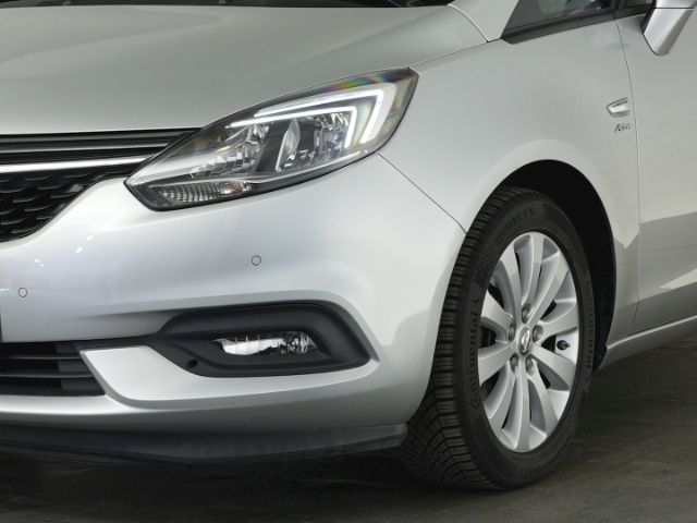 Zafira Tourer ACTIVE+7-SITZE+SITZ-/LENKRADHEIZUN