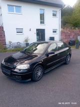 Opel Astra 2.0 DTI 16V Comfort Comfort - Opel Astra aus 2002 mit Diesel-Antrieb