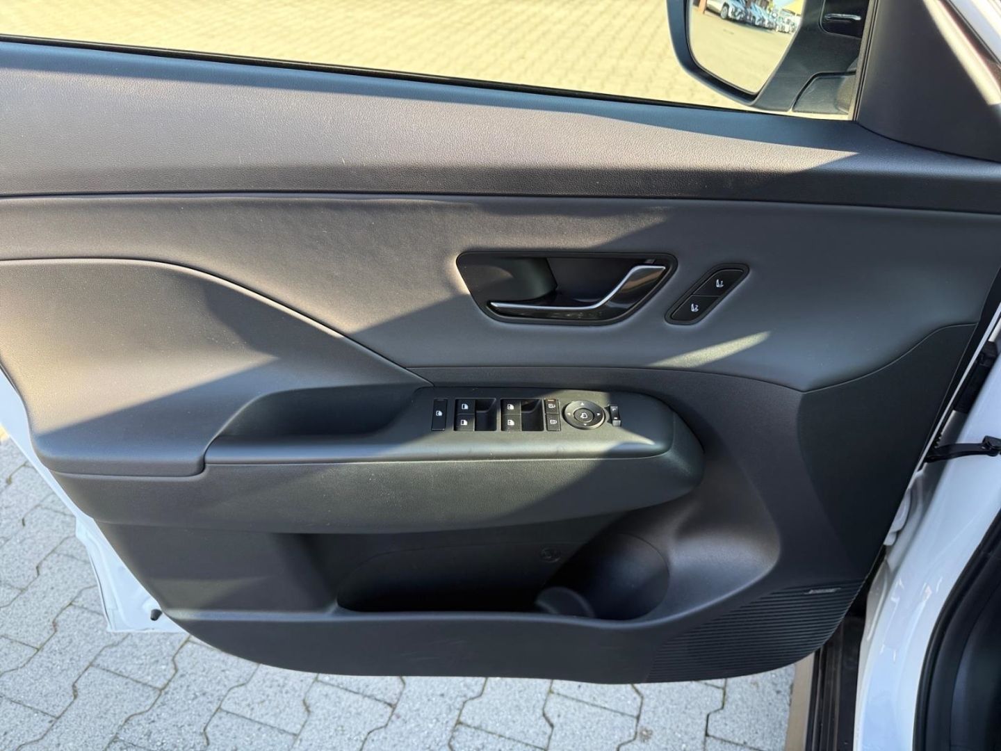 Fahrzeugabbildung Hyundai KONA Line Hybrid SX2 (MY25) HEV 1.6 GDI
