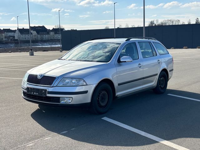 Skoda Octavia 2.0 TDI Combi Elegance TÜV 8/2025