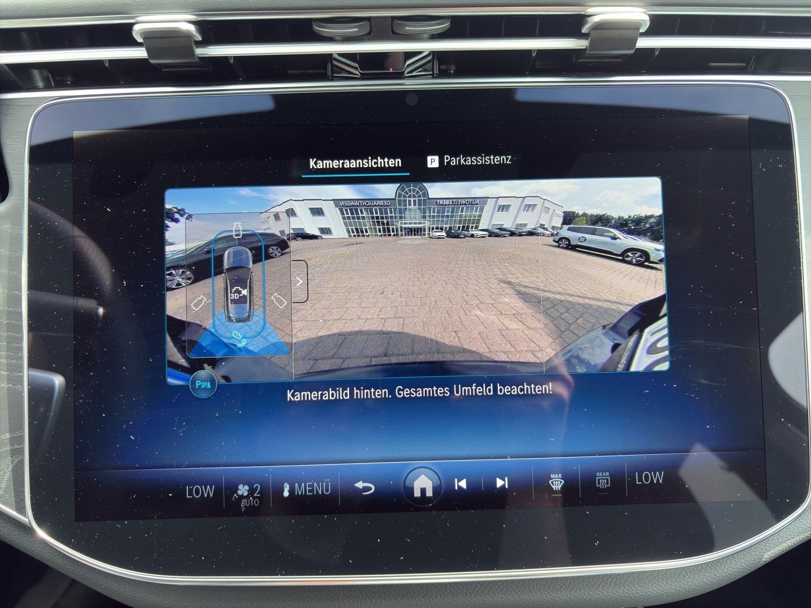 Fahrzeugabbildung Mercedes-Benz E 450 d 4M AMG Head Up Airm Distr Digi Burm AHK