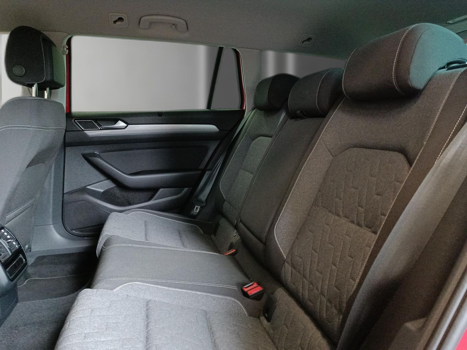 Volkswagen Passat - Bild 18