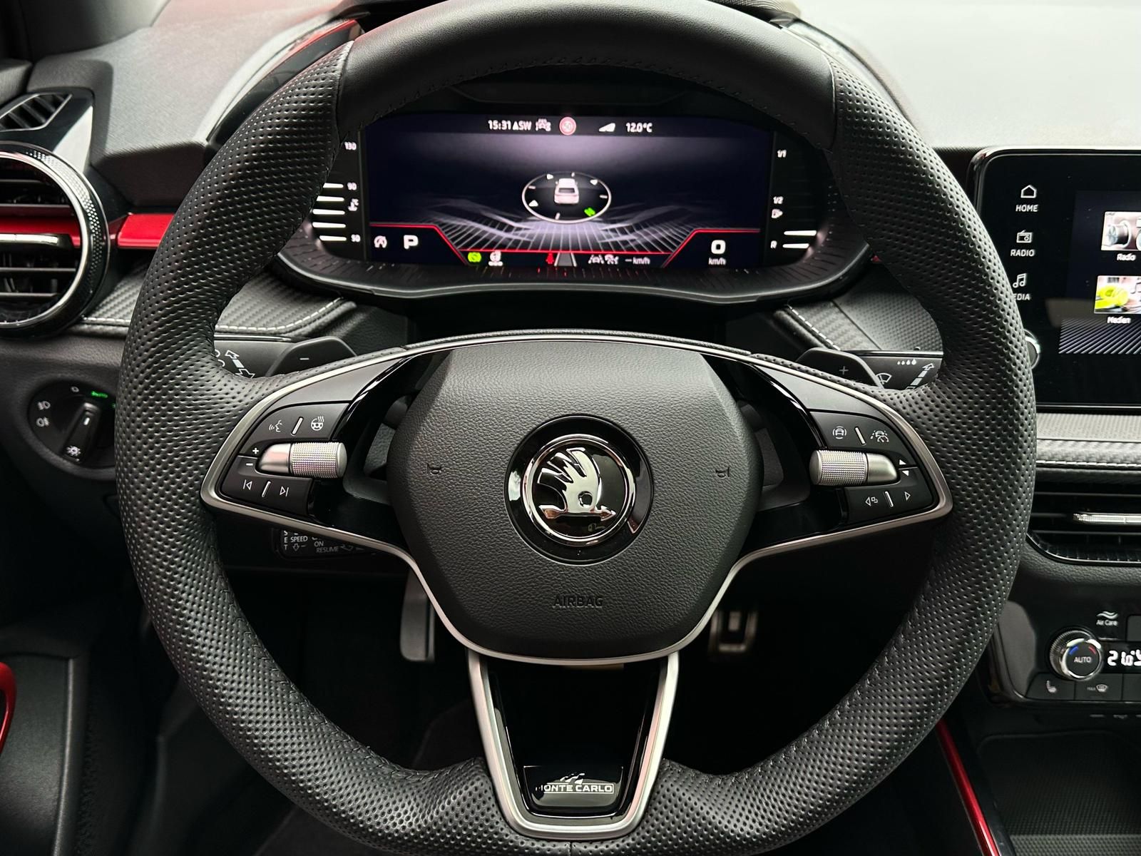 SKODA Fabia 1.5TSI MONTE CARLO LED#ACC#SPUR#PANO#CAM - Image 11