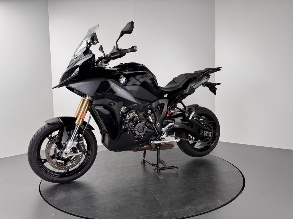 Fahrzeugabbildung BMW S 1000 XR *NEUWERTIGER ZUSTAND *TRIPLE BLACK