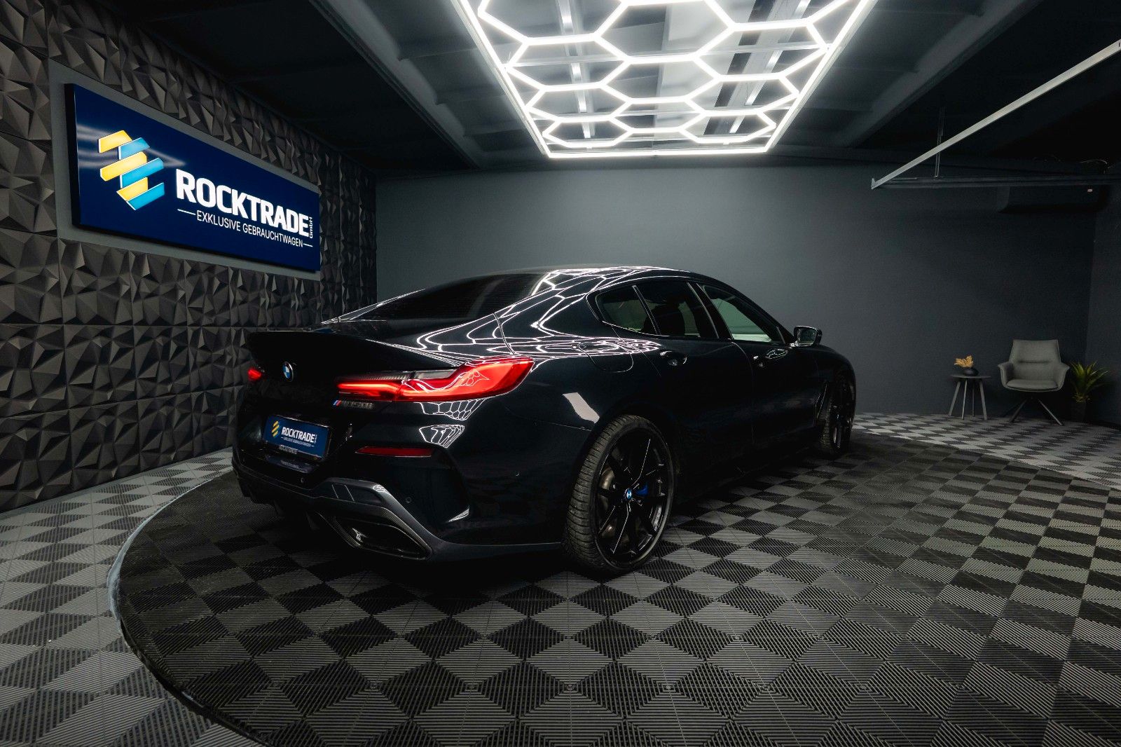 Fahrzeugabbildung BMW M850i xDrive M-Performance *Laser*B&W*ACC*360°*