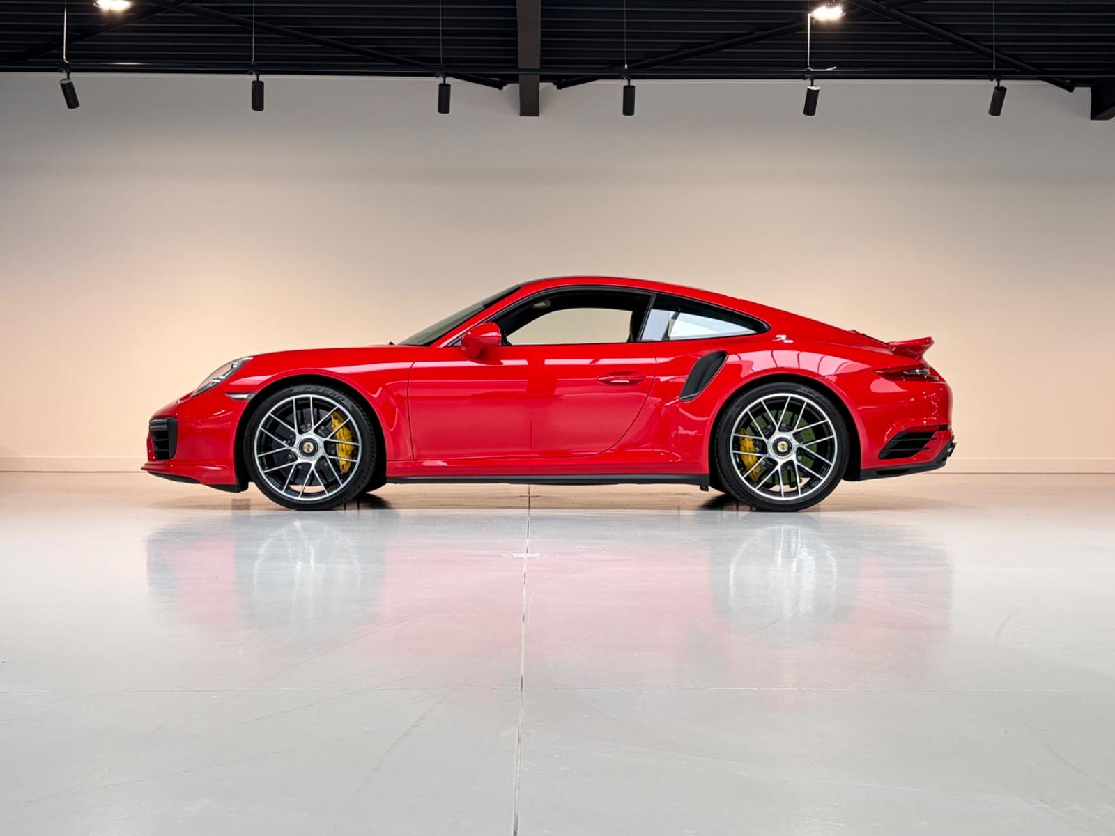 Porsche 991 Turbo S Coupé 20.000km!