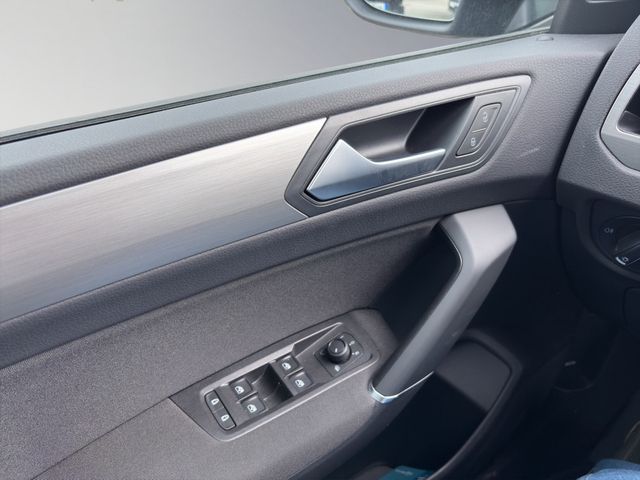 Touran Comfortline 1.5 TSI DSG AHK, IQ.Drive, Ap