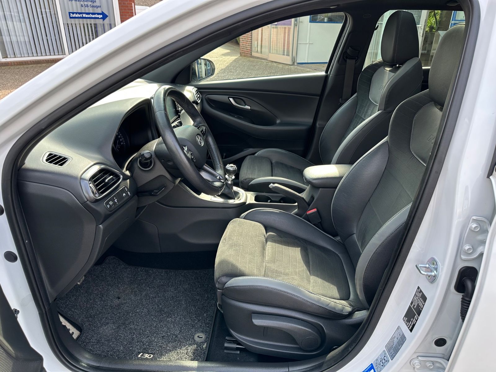 Fahrzeugabbildung Hyundai i30 1.0 T-GDI N Line Pano/Navi/LED/Carplay