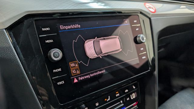 Volkswagen Passat 2.0 TDI Business ACC+LED+CARPLAY+AHK