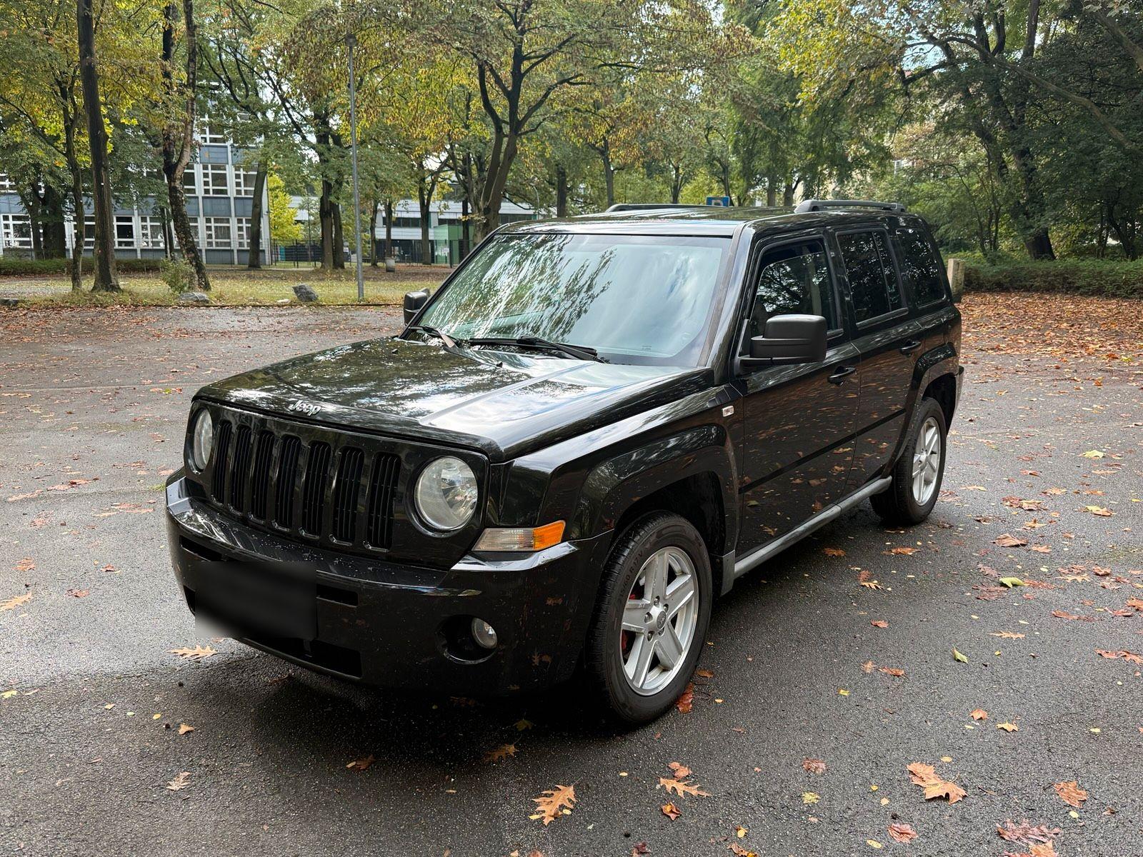 Jeep Patriot 2011 — фото 11