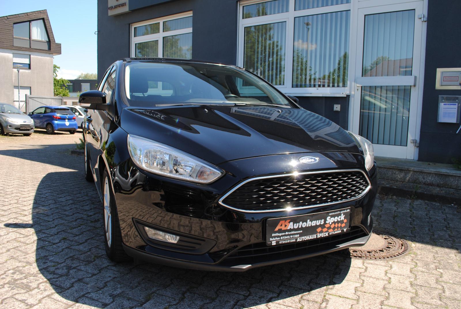 Ford Focus 1,0 EcoB. Business Turnier ALLWETTERREIFEN