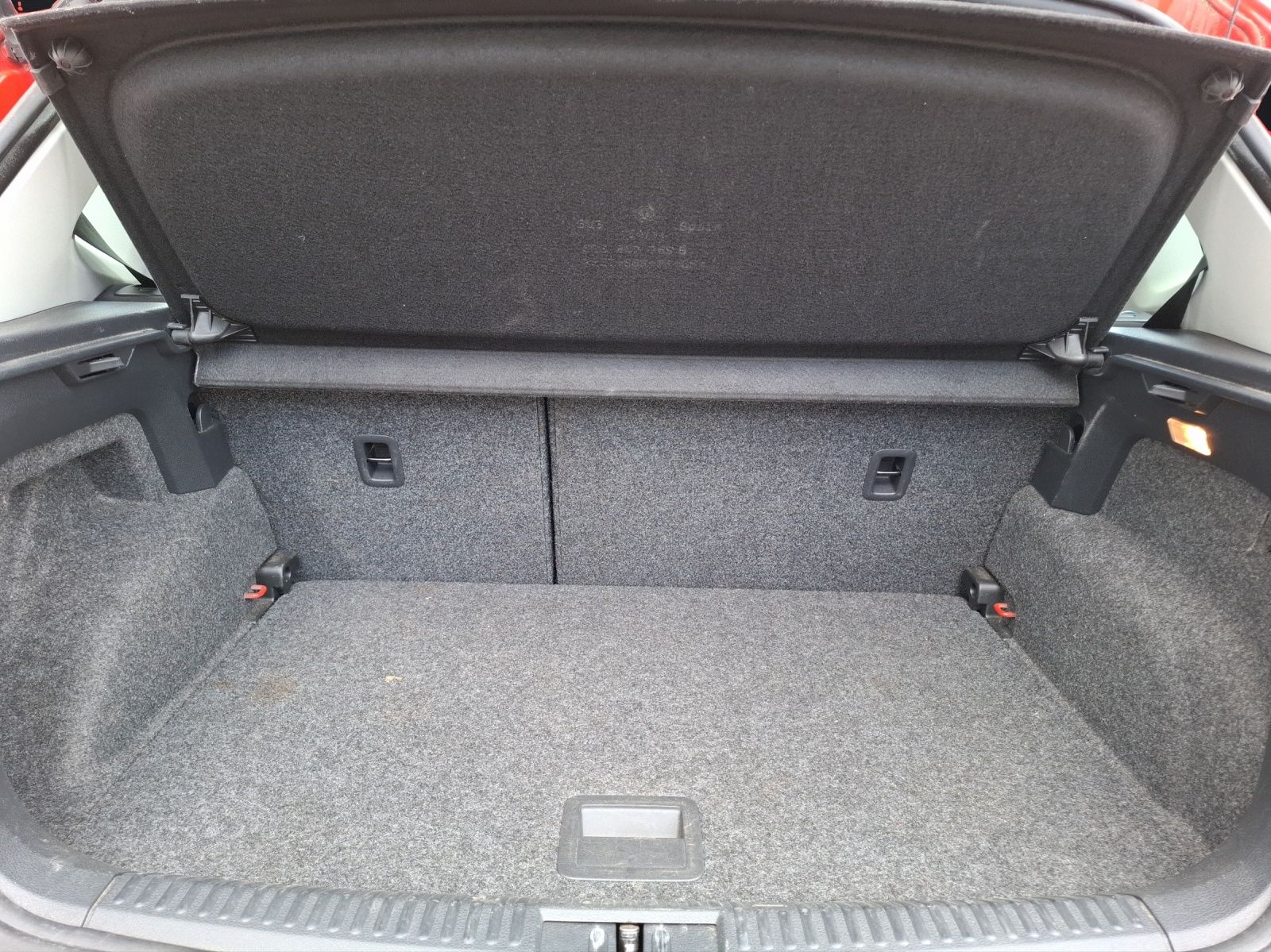 Fahrzeugabbildung Volkswagen Polo Klima PDC SH
