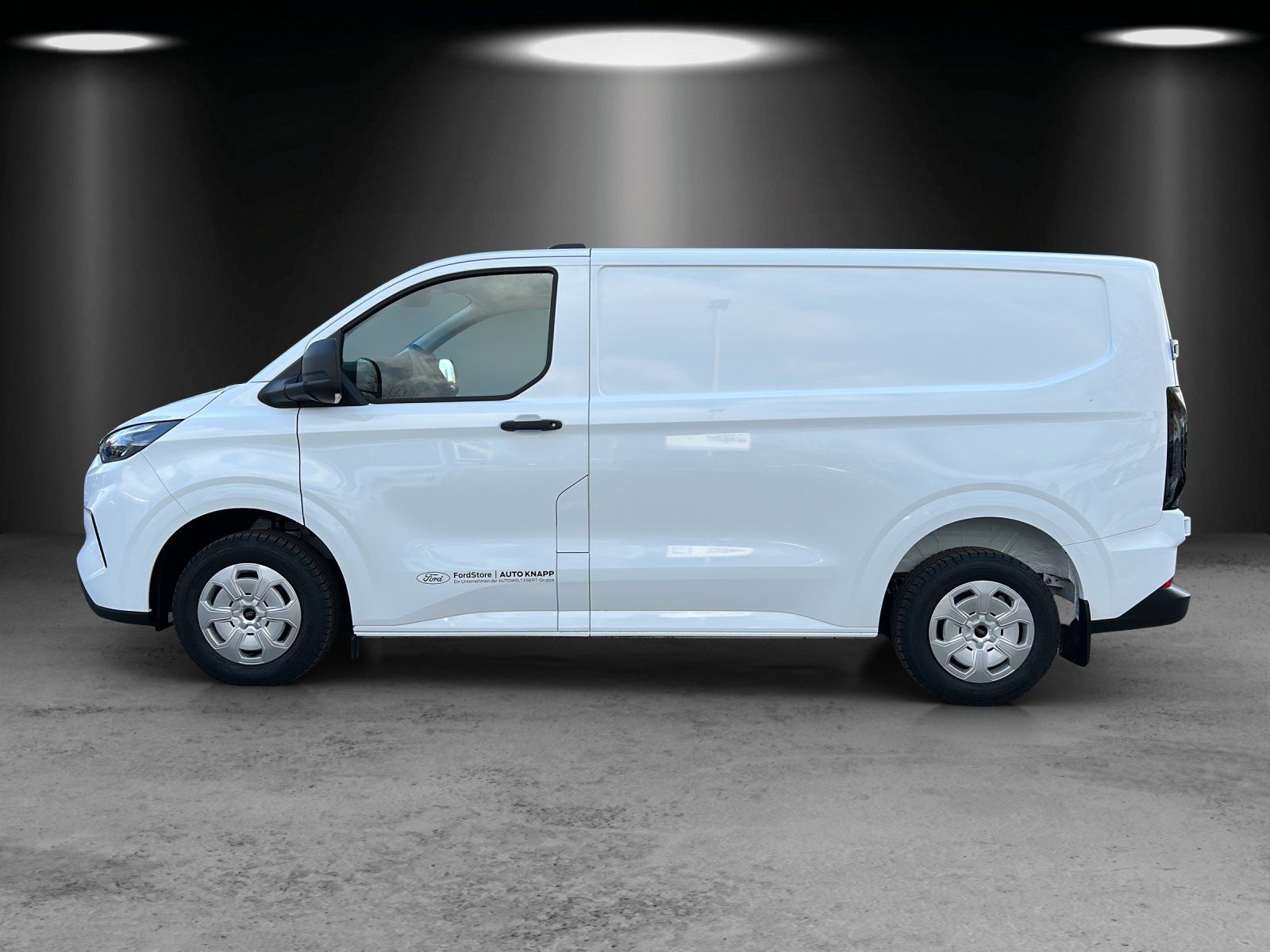 Fahrzeugabbildung Ford Transit Custom 280L1 AHK GJR LED Navi PDC
