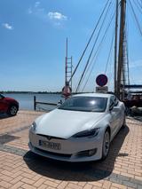 Tesla Model S 90D kostenfreies Laden  SC01