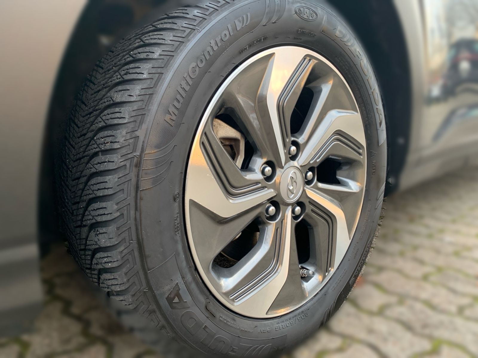 Fahrzeugabbildung Hyundai KONA 1.6 GDI Edition 30 Hybrid Kamera