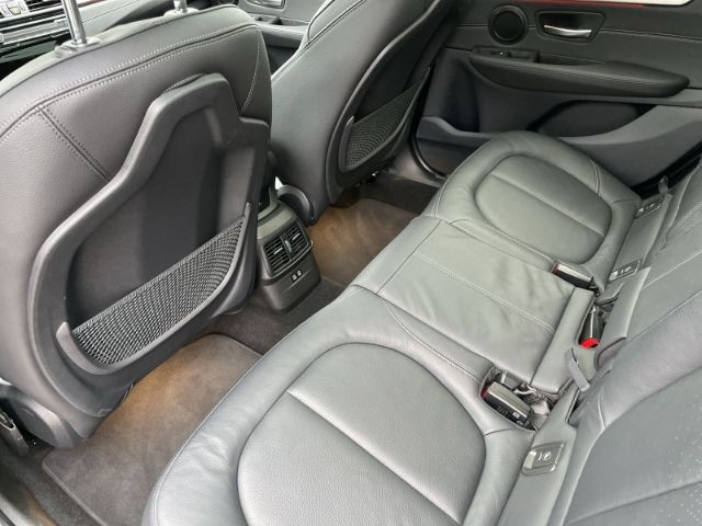 Fahrzeugabbildung BMW 220 Gran Tourer Sport Line Autom. AHK, Navi, Pan