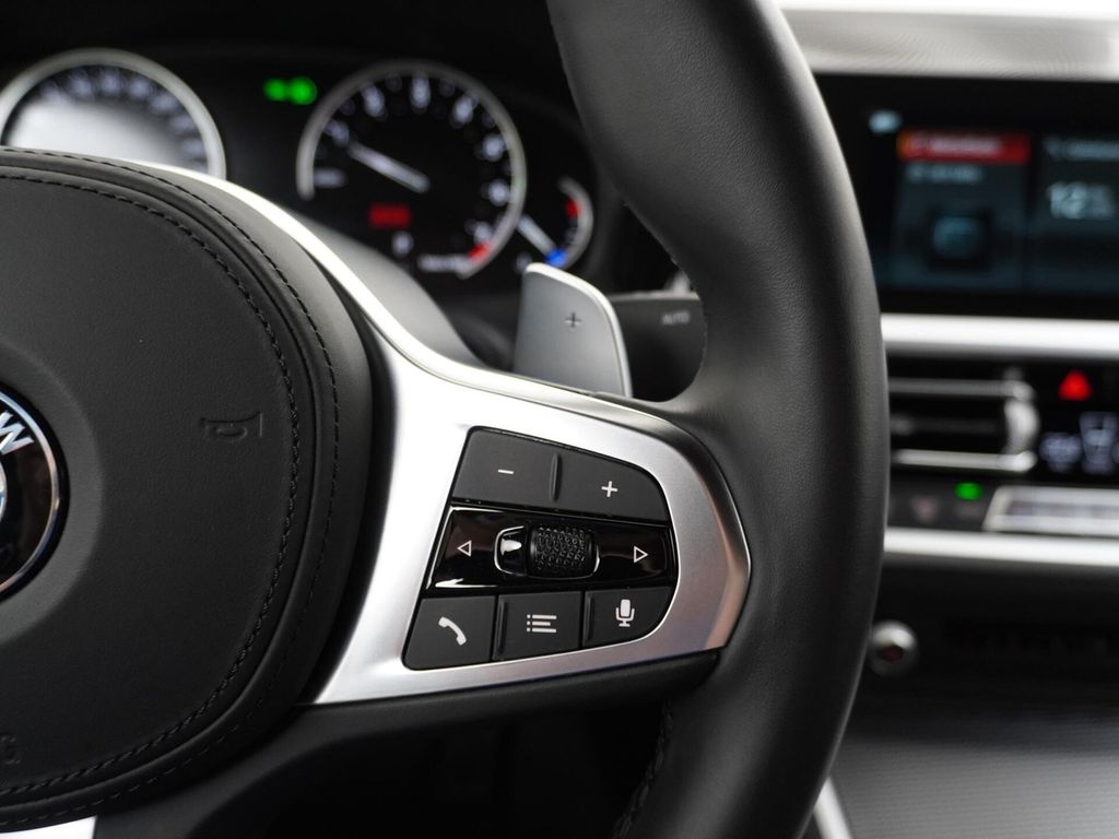 BMW 320 3-serie 320i High Executive M-pack | kamera