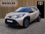 Toyota Aygo X Teamplayer 5-Gang 5-Türer Klima - mit Benzin-Antrieb: Beige, Kleinwagen