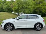 Volkswagen Tiguan 2.0 TSI 4M DSG ACC Nav AHK Leder Pano LED - VW Tiguan von privat