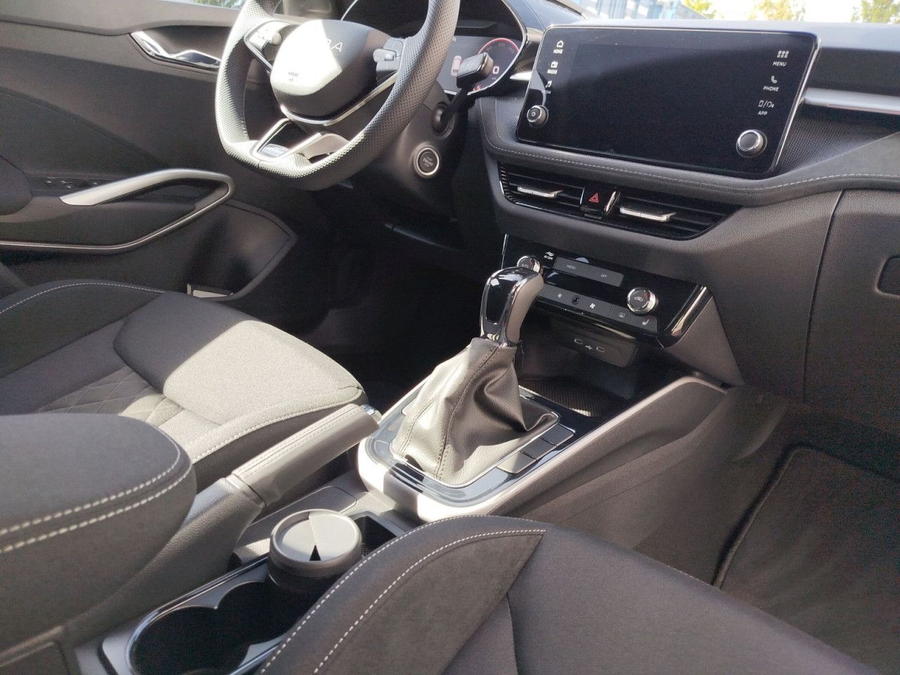 Fahrzeugabbildung SKODA FabiaMC TS 85