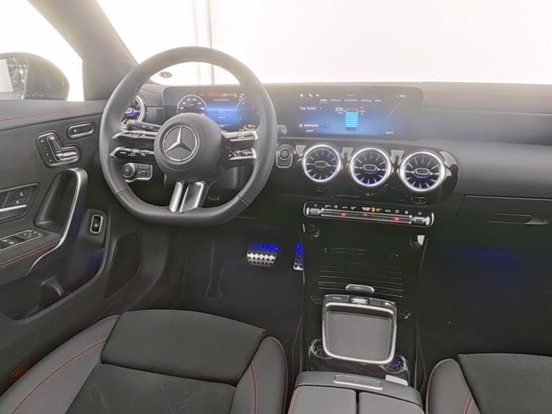 Fahrzeugabbildung Mercedes-Benz CLA 250 e SB AMG+*Pano*HUD*Distronic*Night*360°