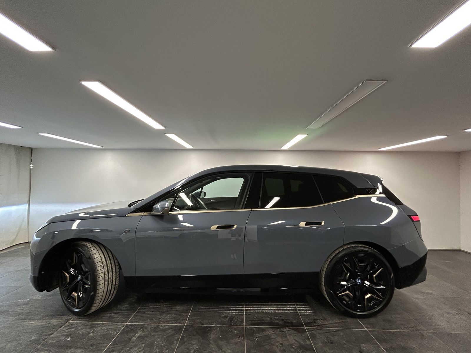 BMW iX - Bild 2