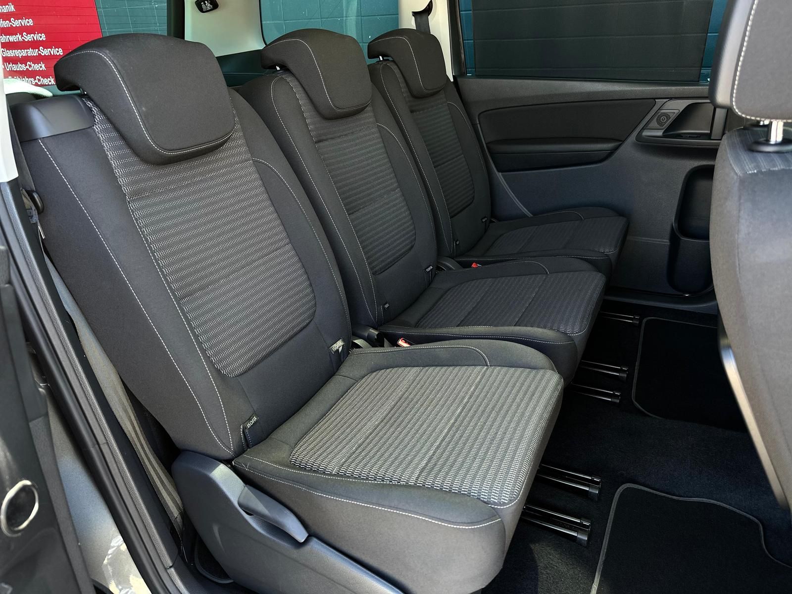 SEAT Alhambra 2.0TDI XCELLENCE BIXEN#AHK#PANO#SHZ#NAV - Image 17