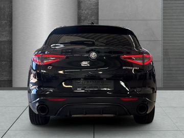 Alfa-Romeo Stelvio - 6