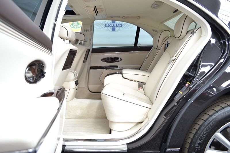 Fahrzeugabbildung Maybach Maybach 57s /18 500 KM/SONDERLACK/MODEL 2011