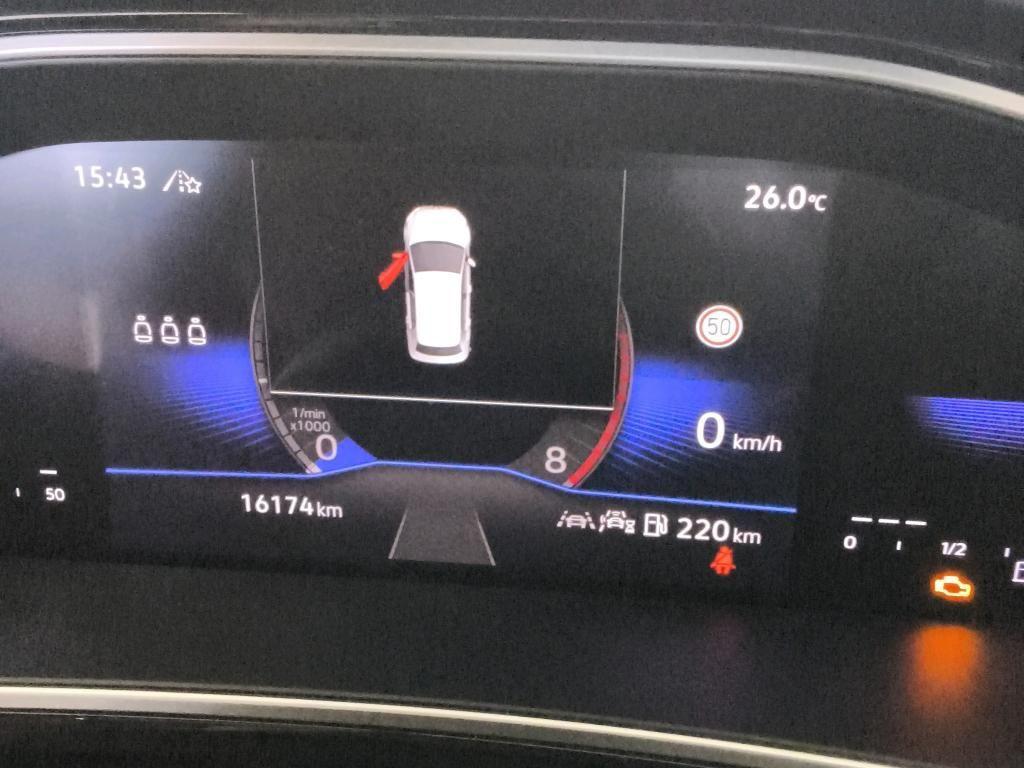 Volkswagen T-Roc R-Line 1.5 TSI 110kW 6-Gang 4 Türen, миниатюра 7