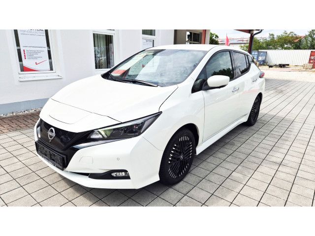 Nissan Leaf N-Connecta 40 kWh LED M+S Bereifung imagem 2