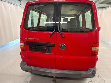 Volkswagen T5 Caravelle - 2