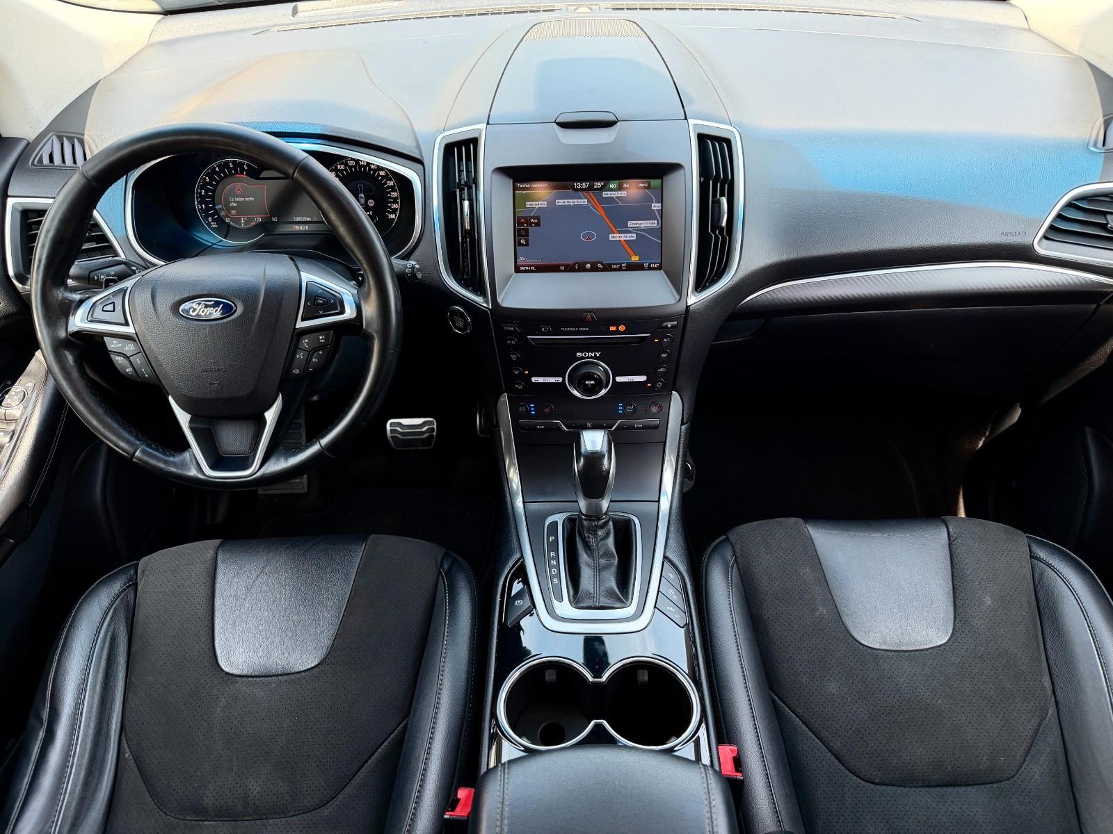 Ford Edge Sport 4x4 PANO/AUT/CAM/SHZ